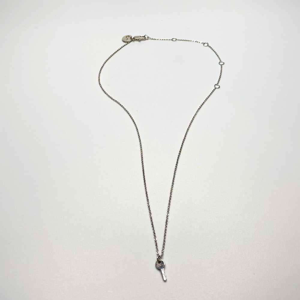 The giving keys necklace.